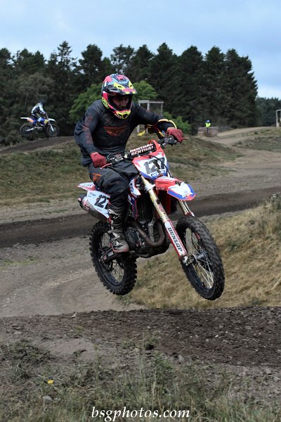 Sunday-650.jpg