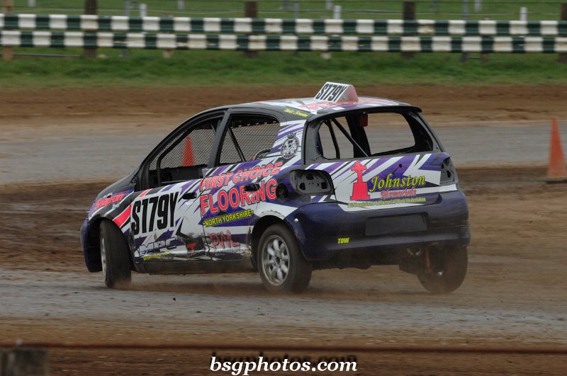 Racing-240.jpg