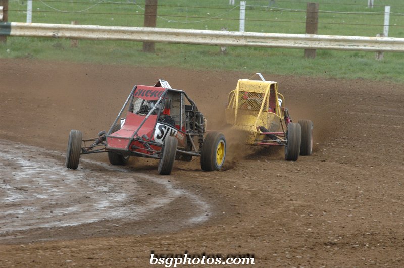 Racing-370.jpg